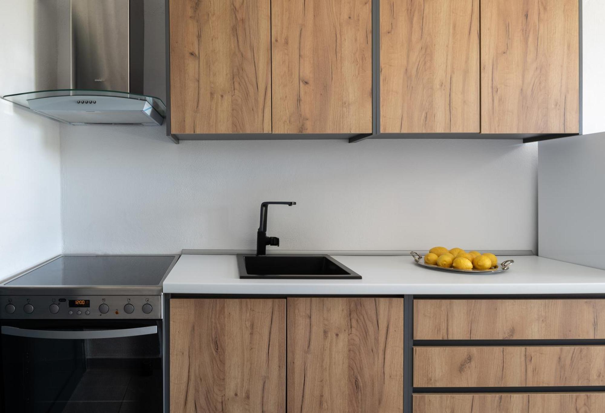 Miranda Roshi Apartment *