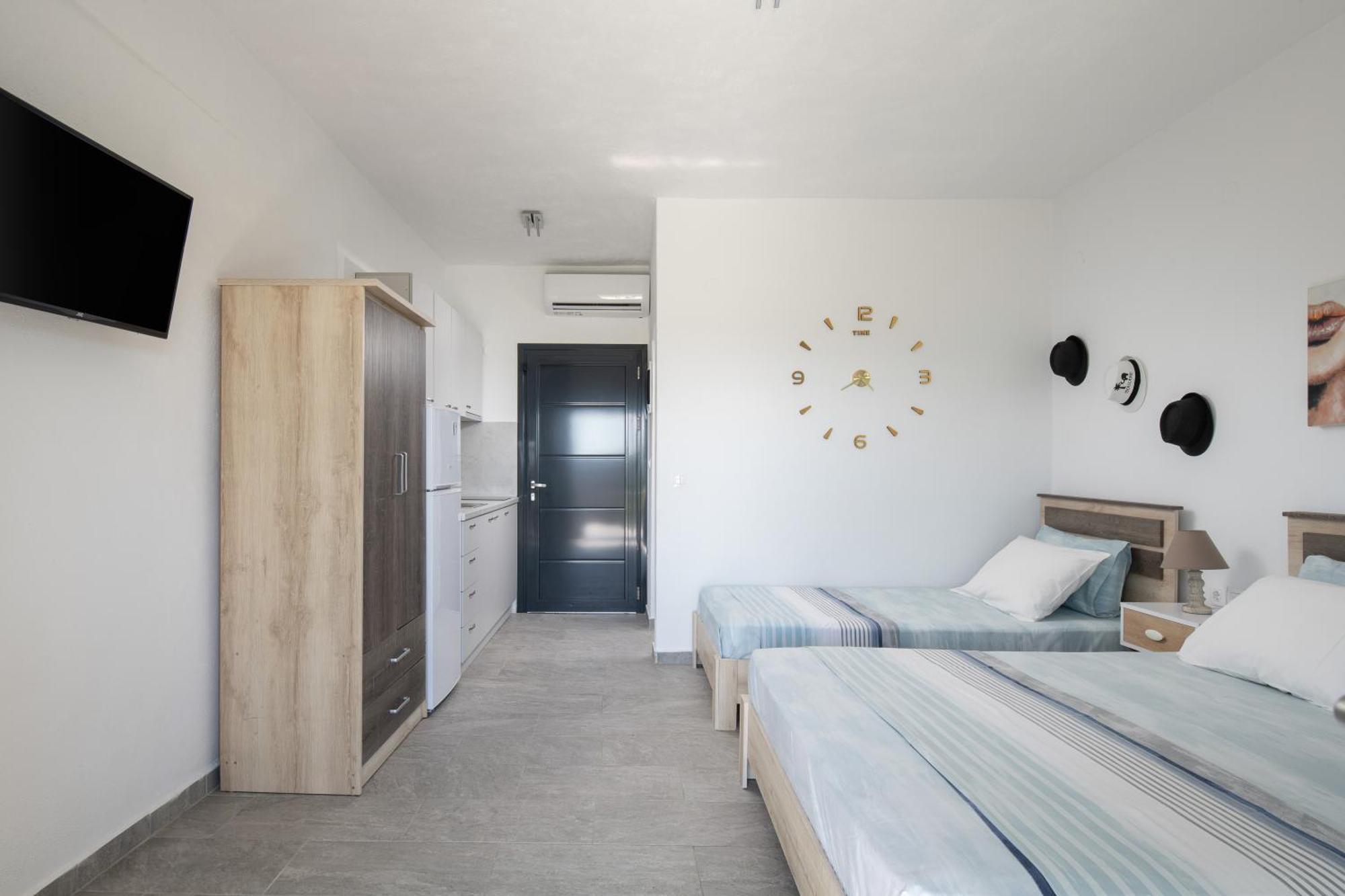 Miranda Roshi Apartment *