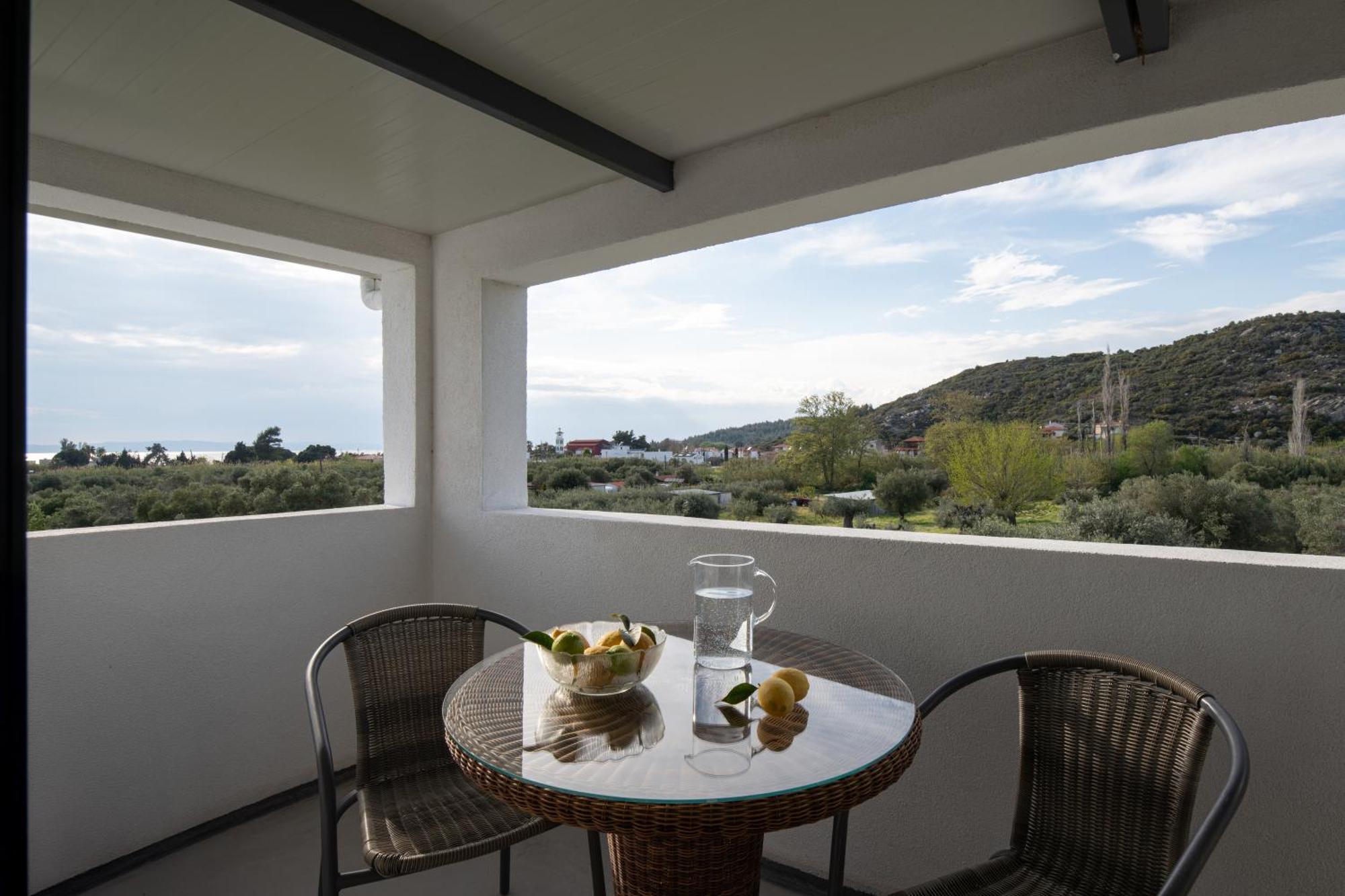 Apartment Miranda Roshi Toroni