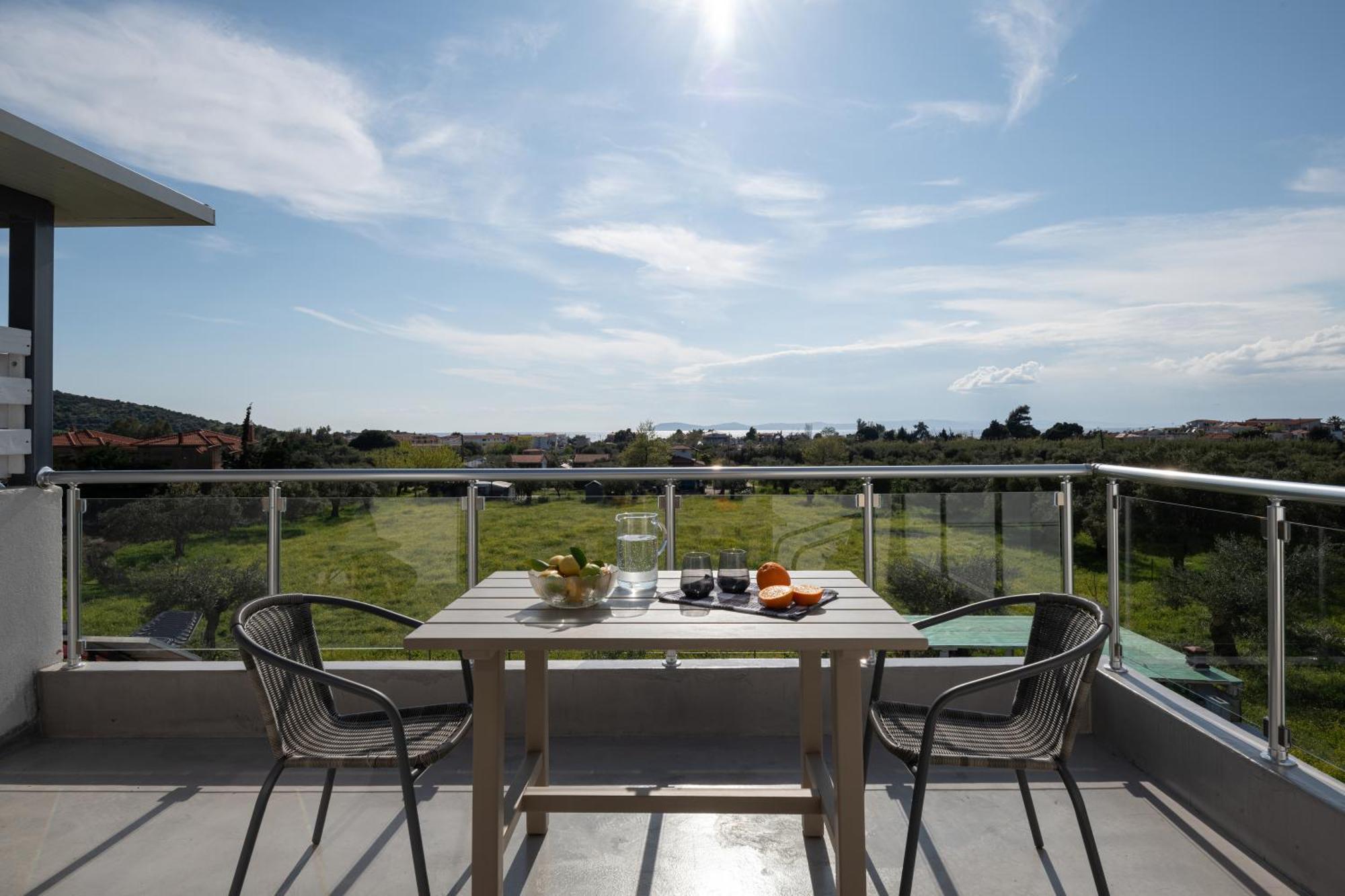 Miranda Roshi Apartment Toroni